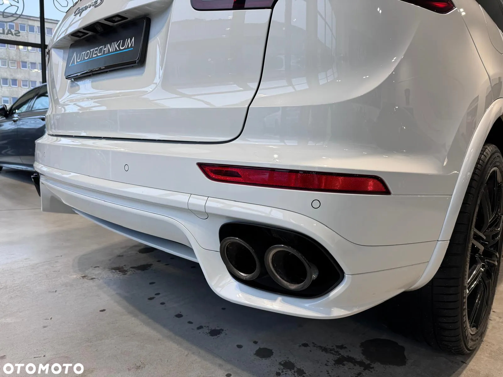 Porsche Cayenne S Diesel Platinum Edition - 6