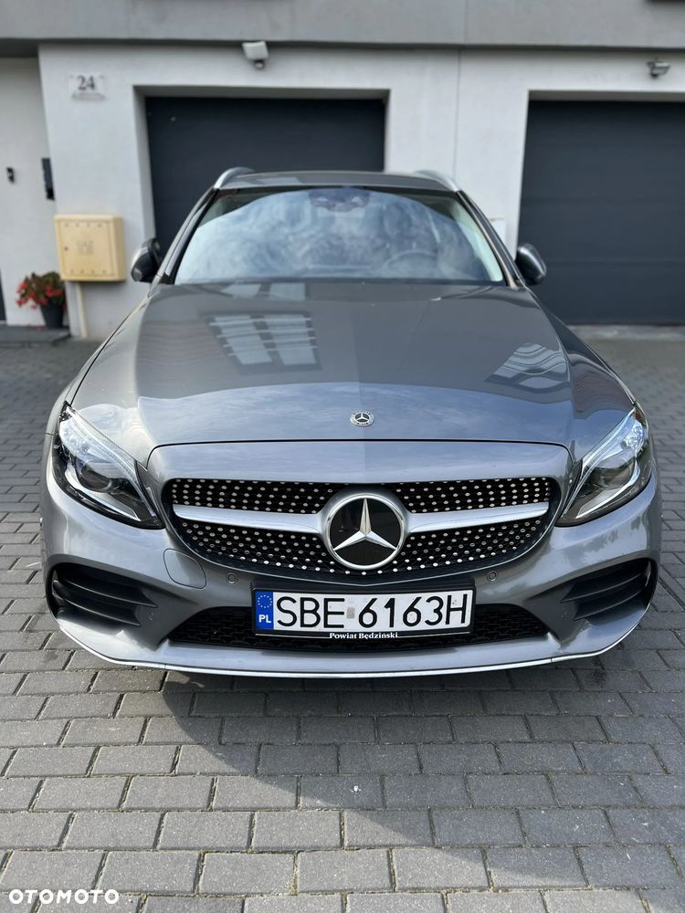 Mercedes-Benz Klasa C 220 d 4Matic 9G-TRONIC AMG Line - 2