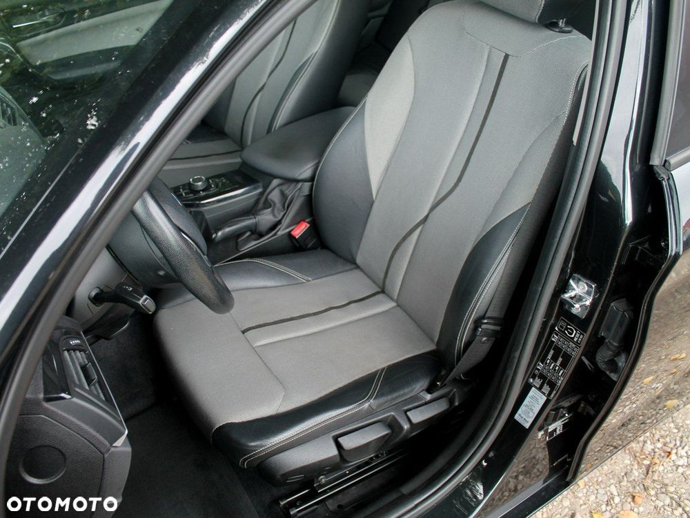 BMW Seria 1 - 26