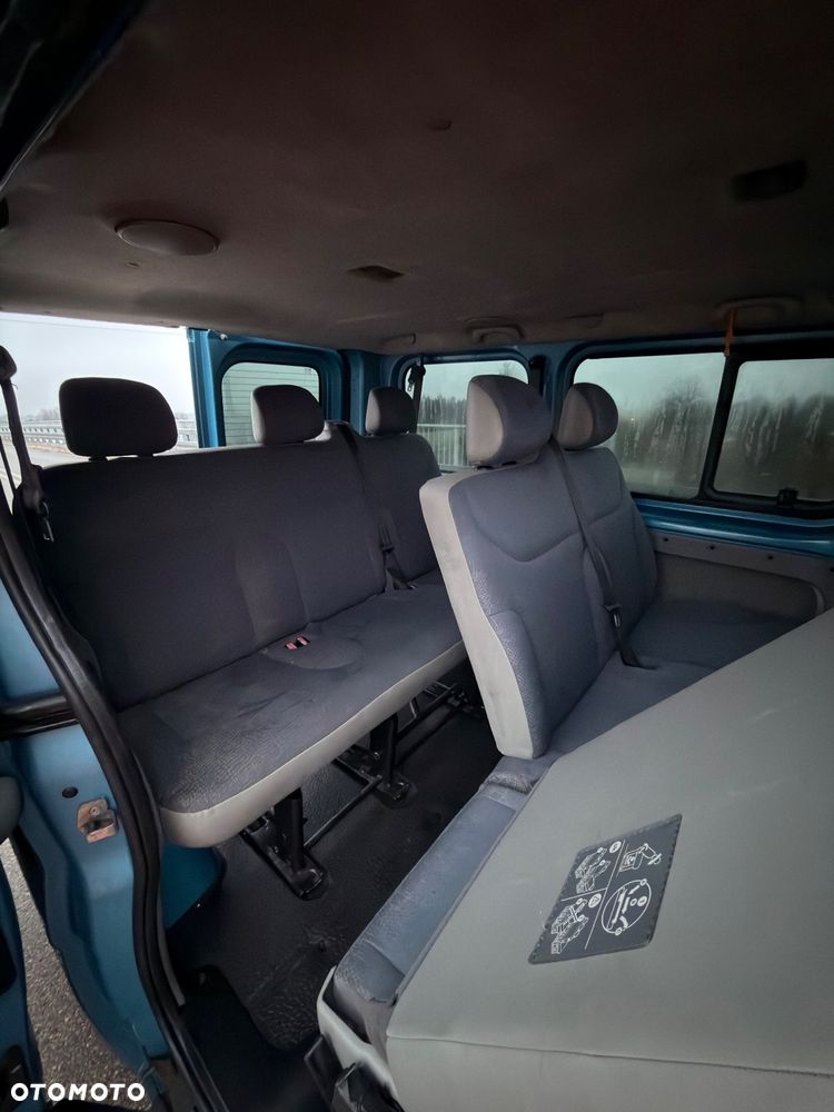 Renault Trafic Passenger Expression - 16