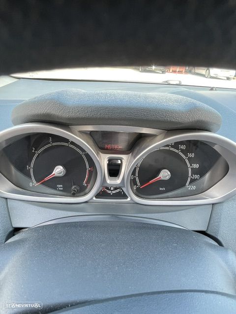 Ford Fiesta 1.25 Titanium 124g - 12