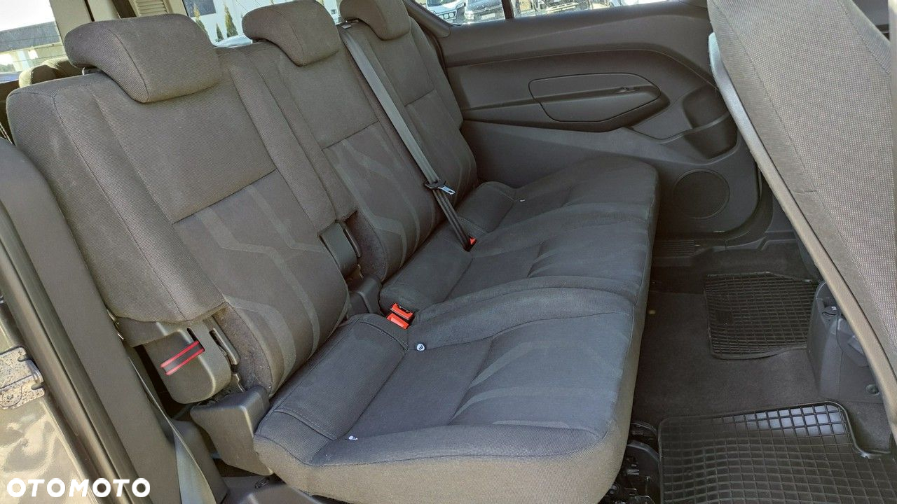 Ford Tourneo Connect 1.5 EcoBlue Start-Stop Titanium - 28