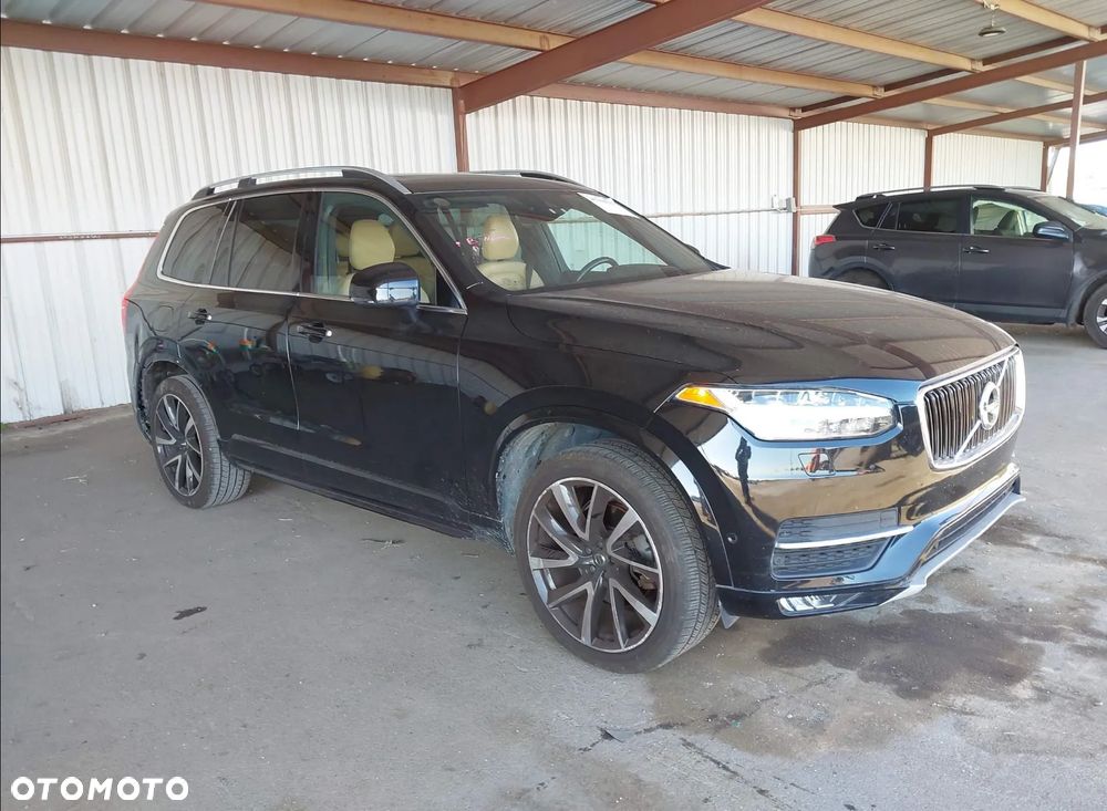 Volvo XC 90 - 1