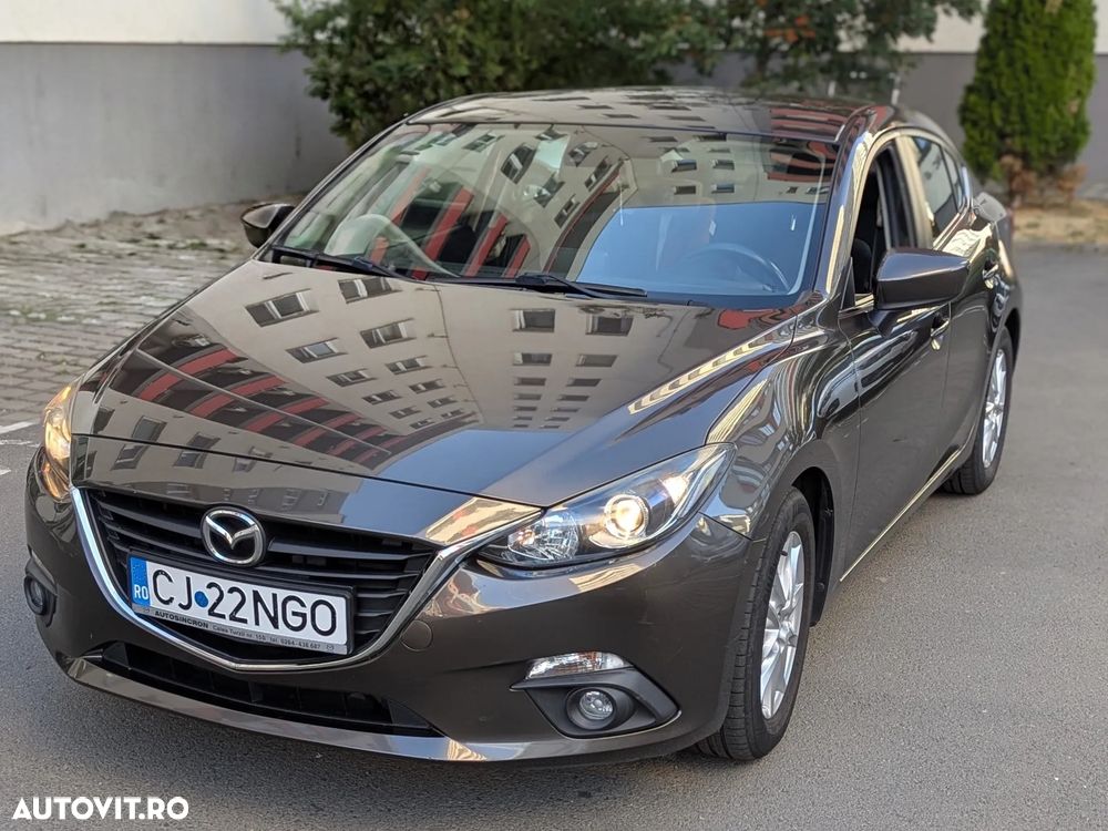 Mazda 3 G120 Attraction - 8