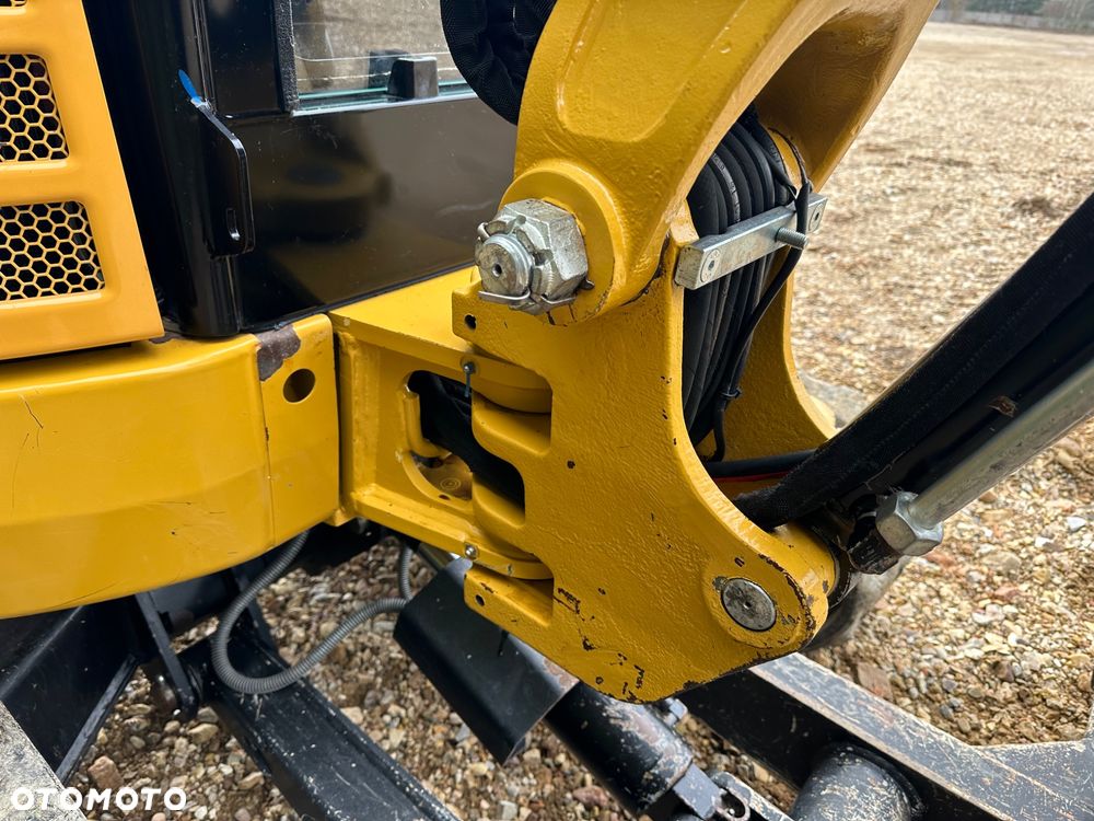Caterpillar 302.7 D CR - 27