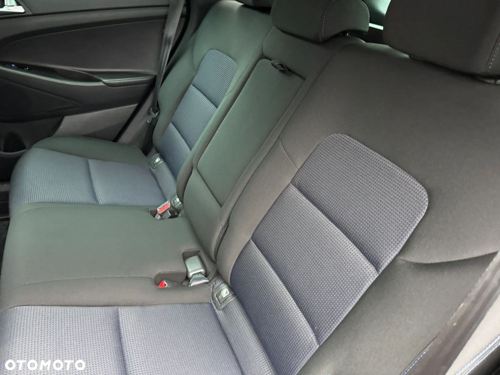 Hyundai Tucson 2.0 CRDi 4WD Automatik Style - 32