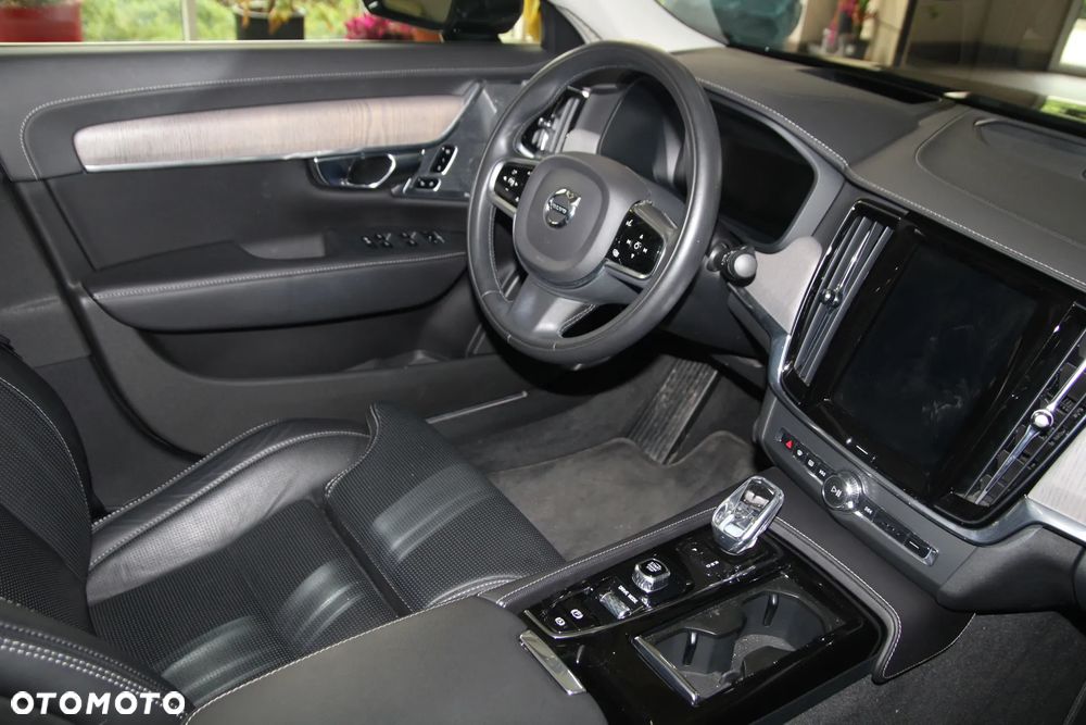 Volvo S90 T8 AWD Plug-In Hybrid Inscription - 35