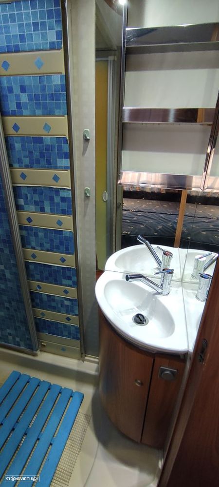 Burstner Aviano I684 (Bat. Lítio) - 13