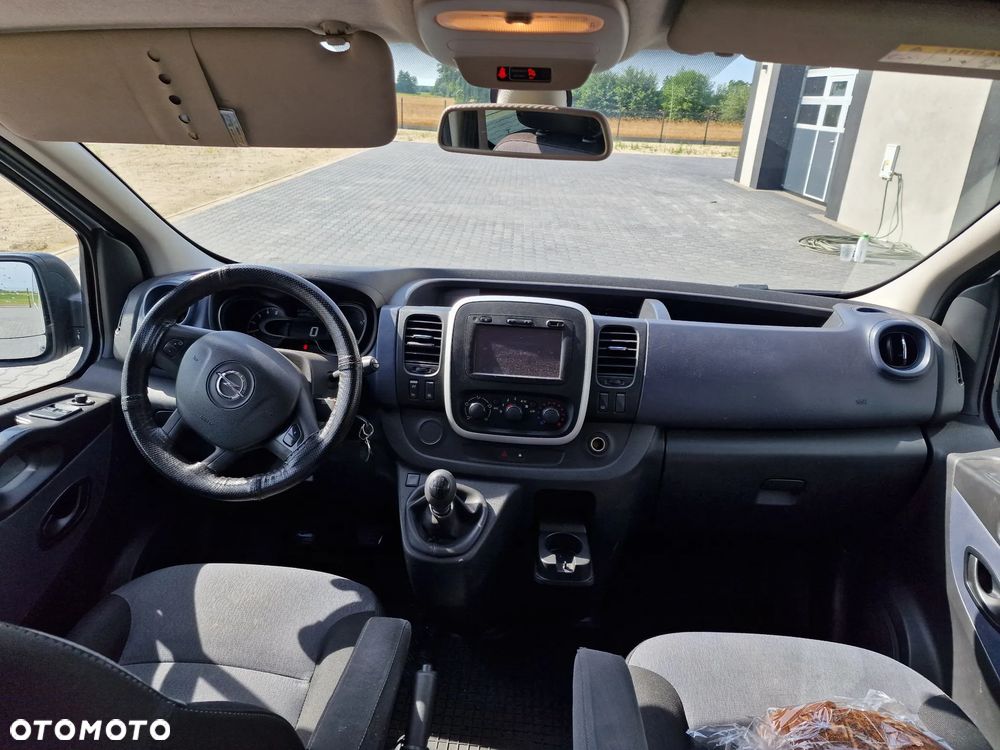 Opel Vivaro - 6