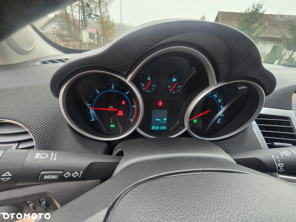 Chevrolet Cruze 2.0 LTZ - 25