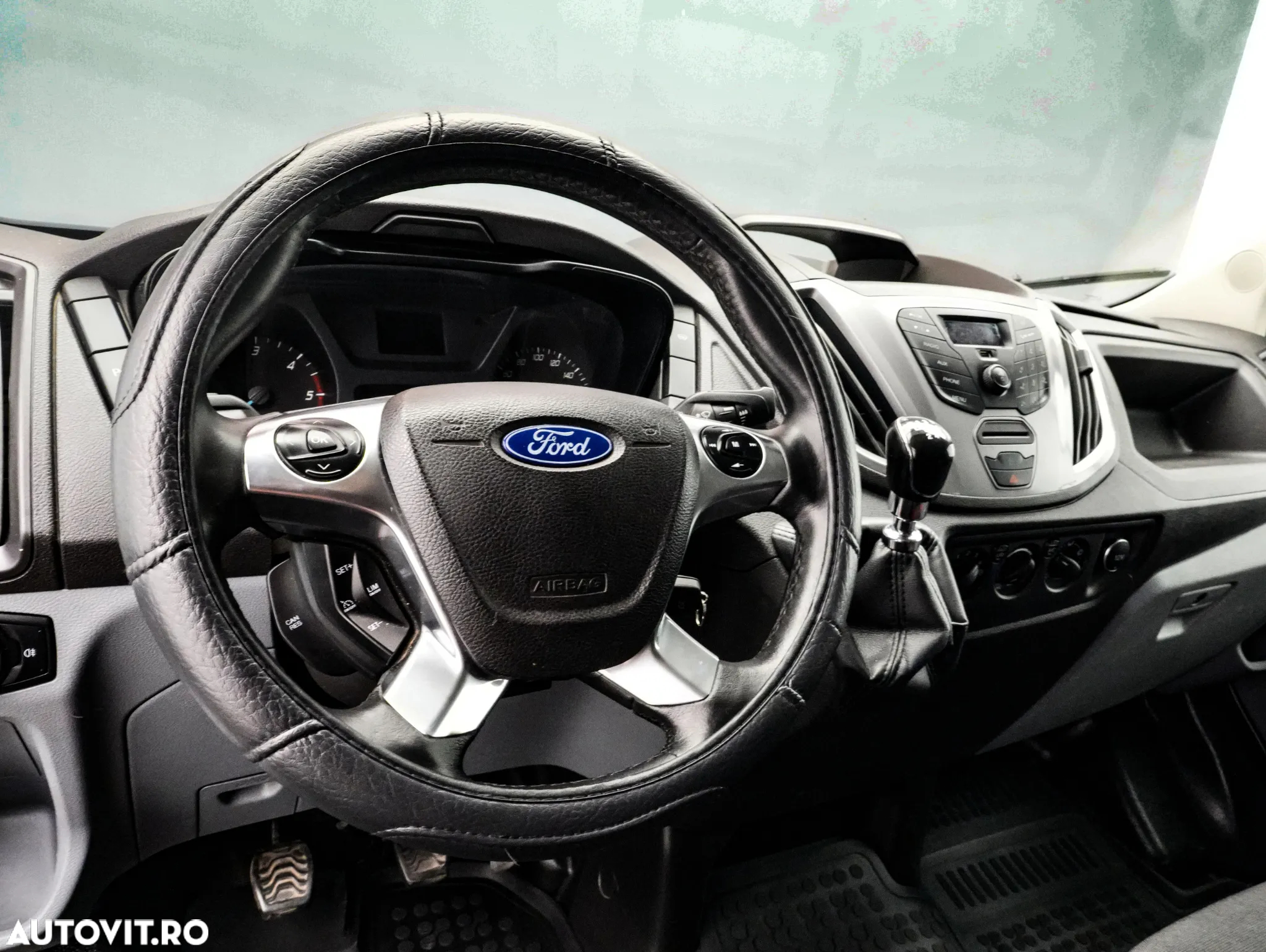 Ford Transit - 9
