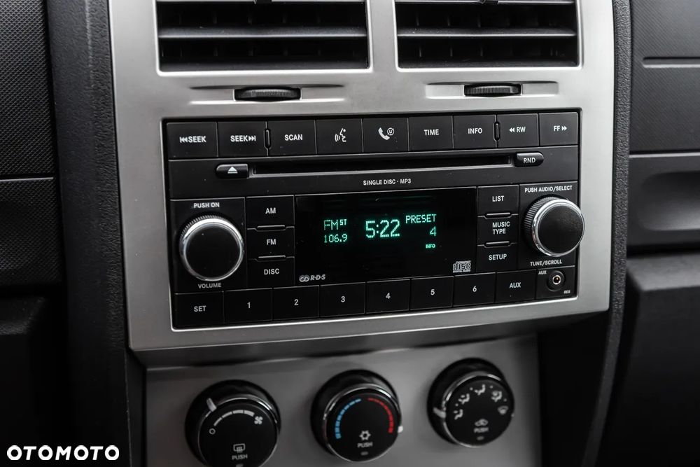 Dodge Nitro 3.7 V6 SLT - 24