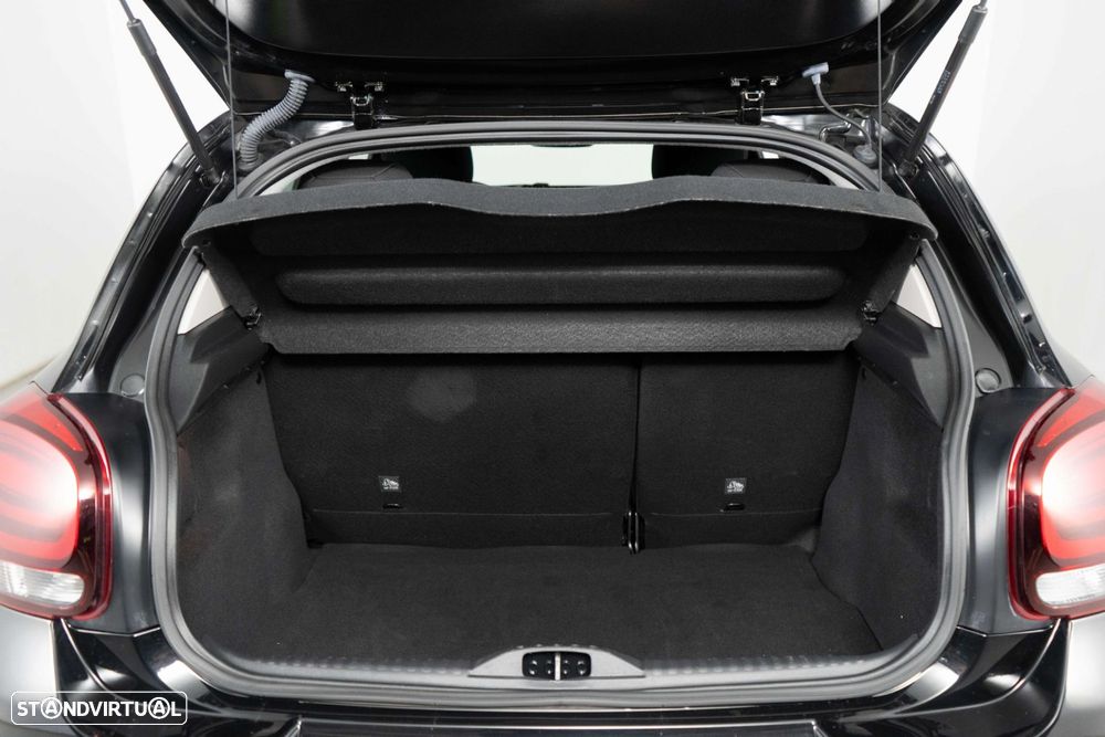 Citroën C3 1.2 PureTech Shine Pack - 12