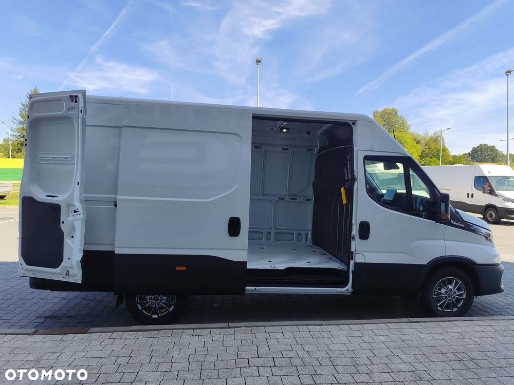 Iveco Daily - 10