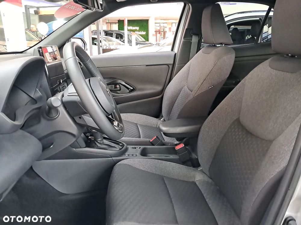 Toyota Yaris - 13