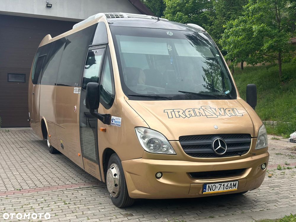 Mercedes-Benz VARIO - 1