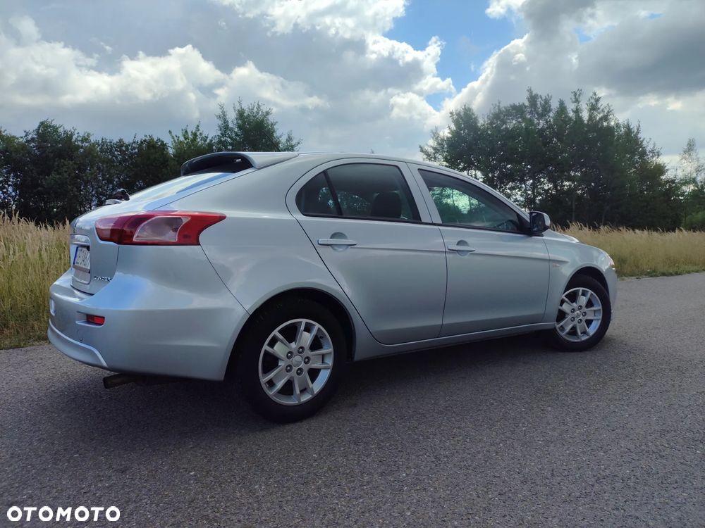 Mitsubishi Lancer - 4