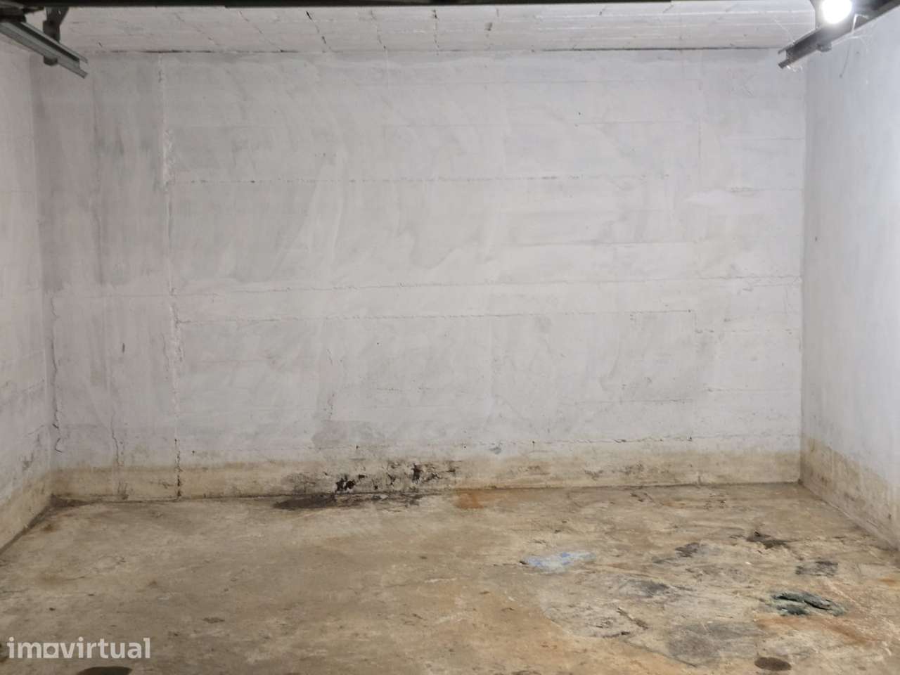 Garagem Box para Arrumos no centro de Ovar - Grande imagem: 2/6