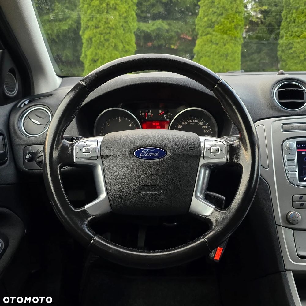 Ford Mondeo 2.0 TDCi Viva Titanium - 25