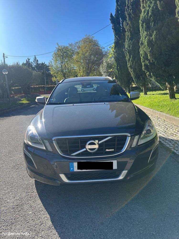 Volvo XC 60 2.0 D4 R-Design 139g Start/Stop - 3