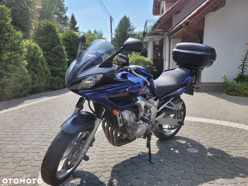 Yamaha FZ6 - 4
