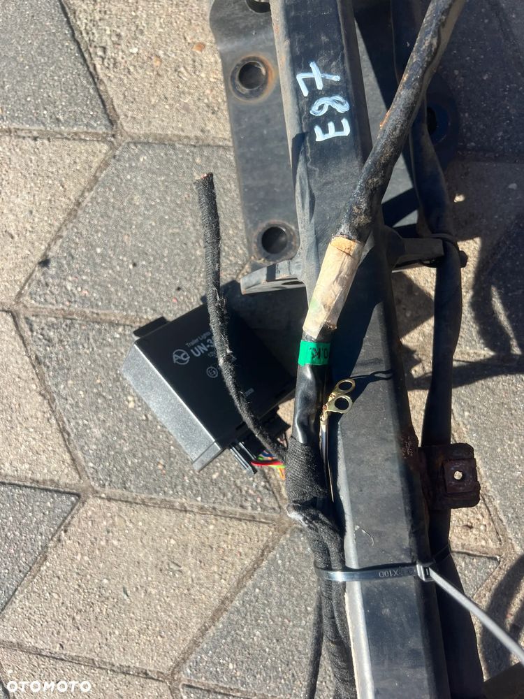 BMW E87 HAK HOLOWNICZY - 6