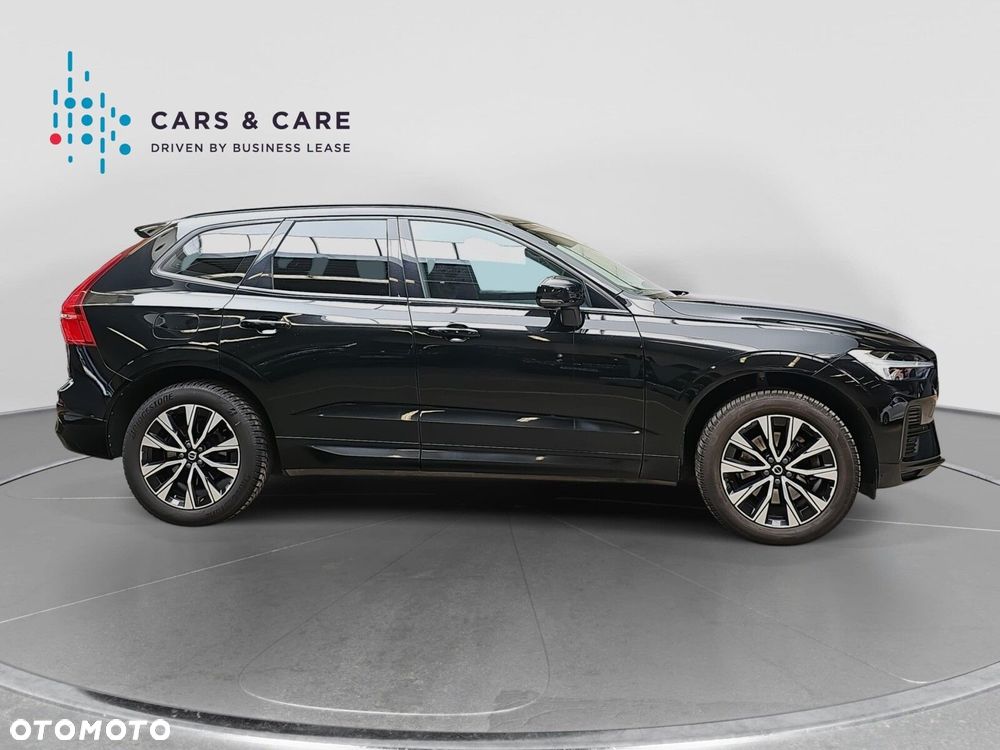 Volvo XC 60 B4 B Essential - 21