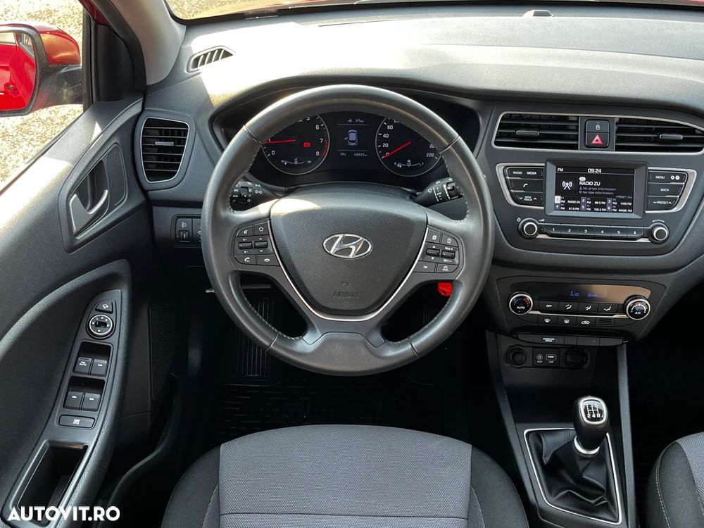 Hyundai i20 - 14
