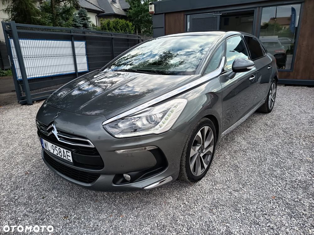 Citroën DS5 HDi 165 SoChic - 2