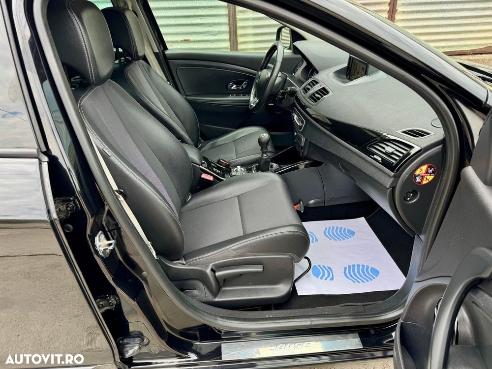 Renault Megane ENERGY dCi 110 Start & Stop Bose Edition - 6