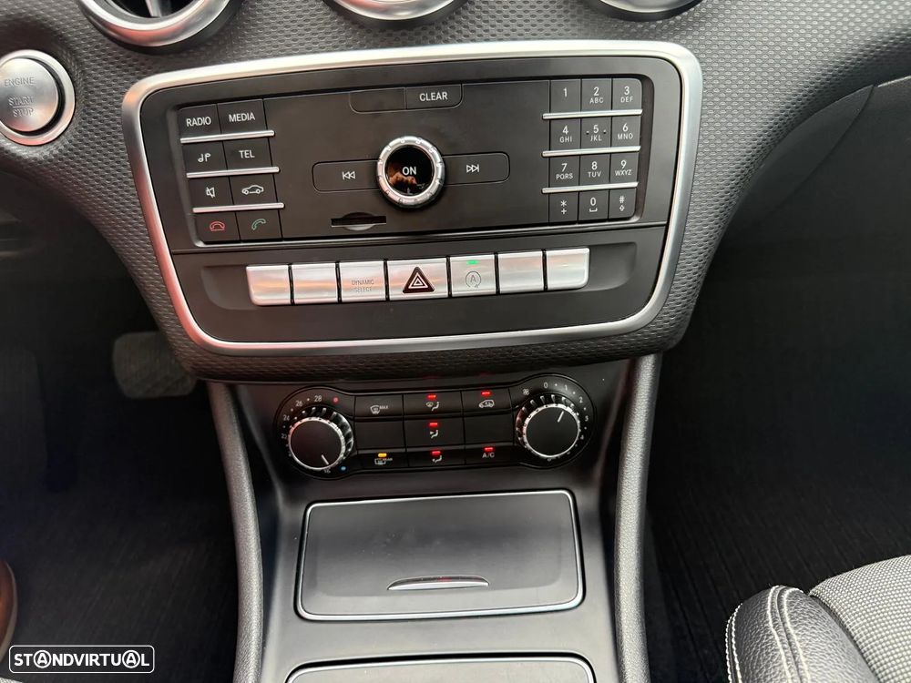 Mercedes-Benz A 160 d AMG Line Aut. - 25
