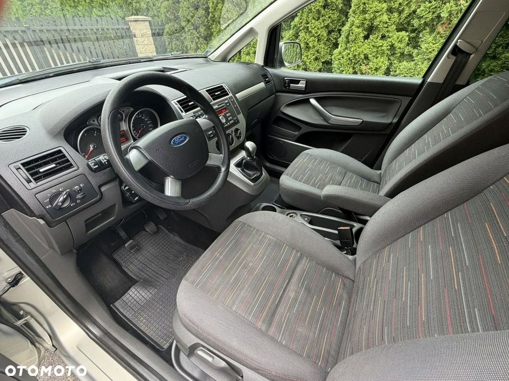 Ford C-MAX - 11