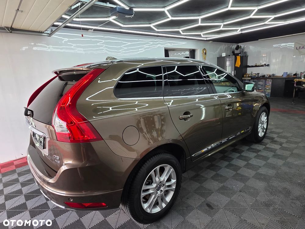 Volvo XC 60 D5 AWD Summum - 12