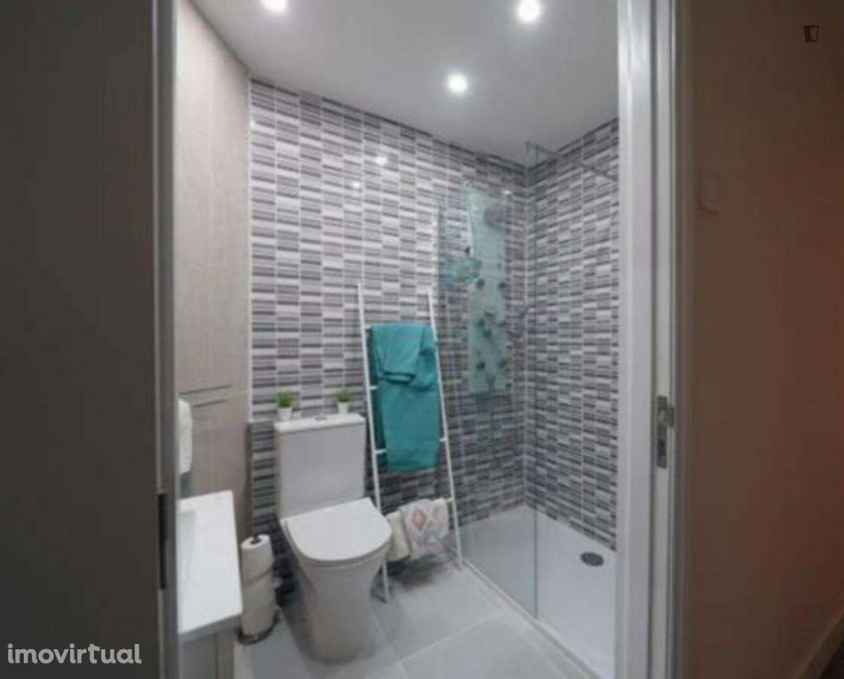 Apartamento com 2 quartos - localizado em Cedofeita Porto - Grande imagem: 3/11