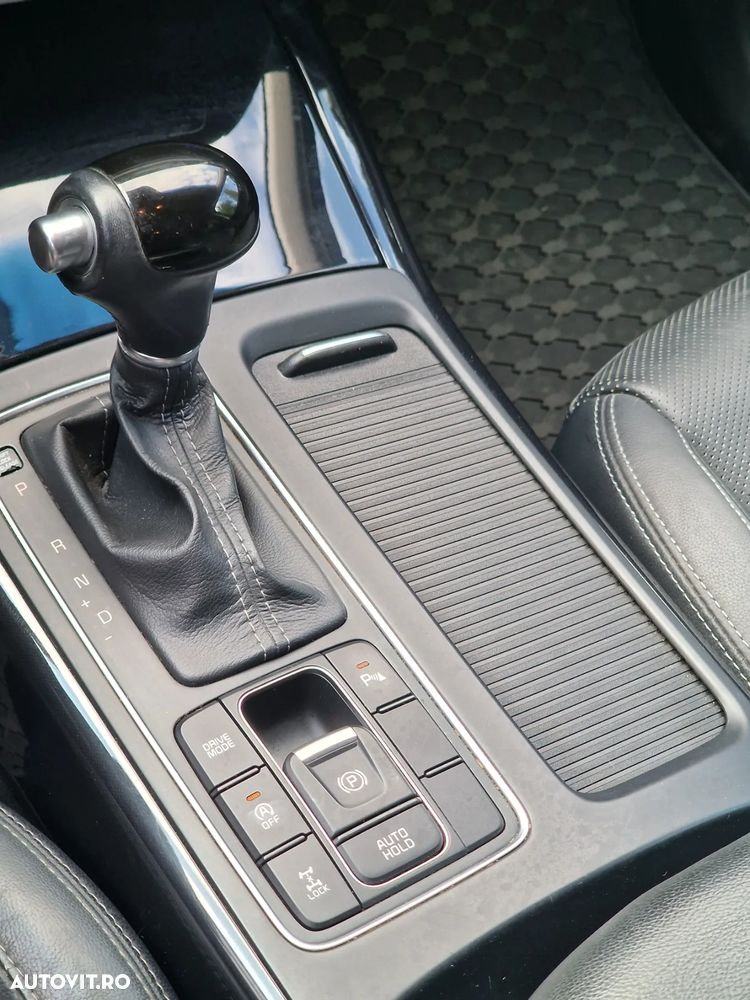 Kia Sorento 2.2 CRDi AWD Aut. Spirit - 11