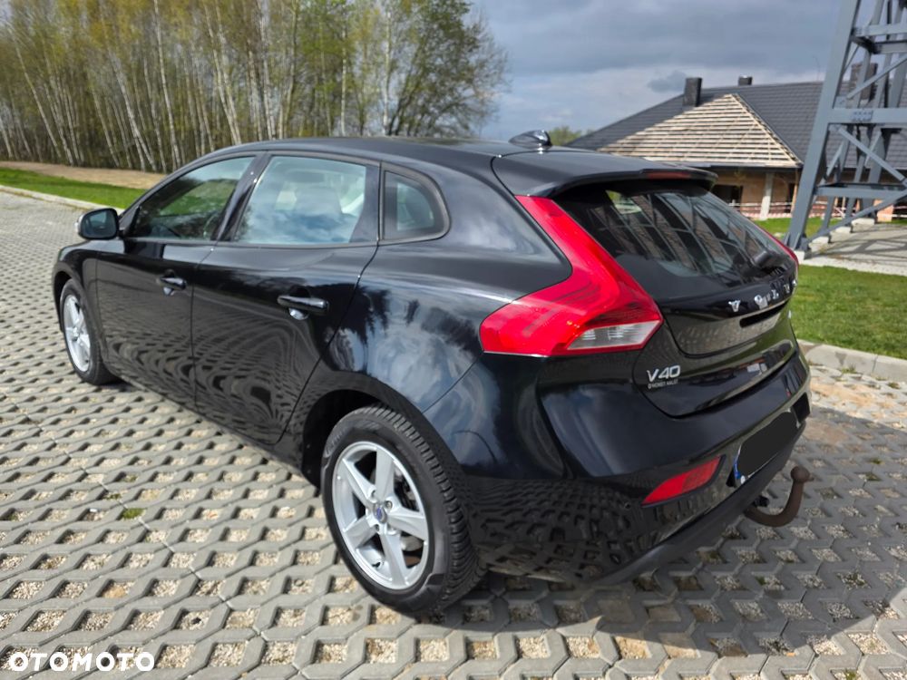 Volvo V40 D2 Momentum - 6