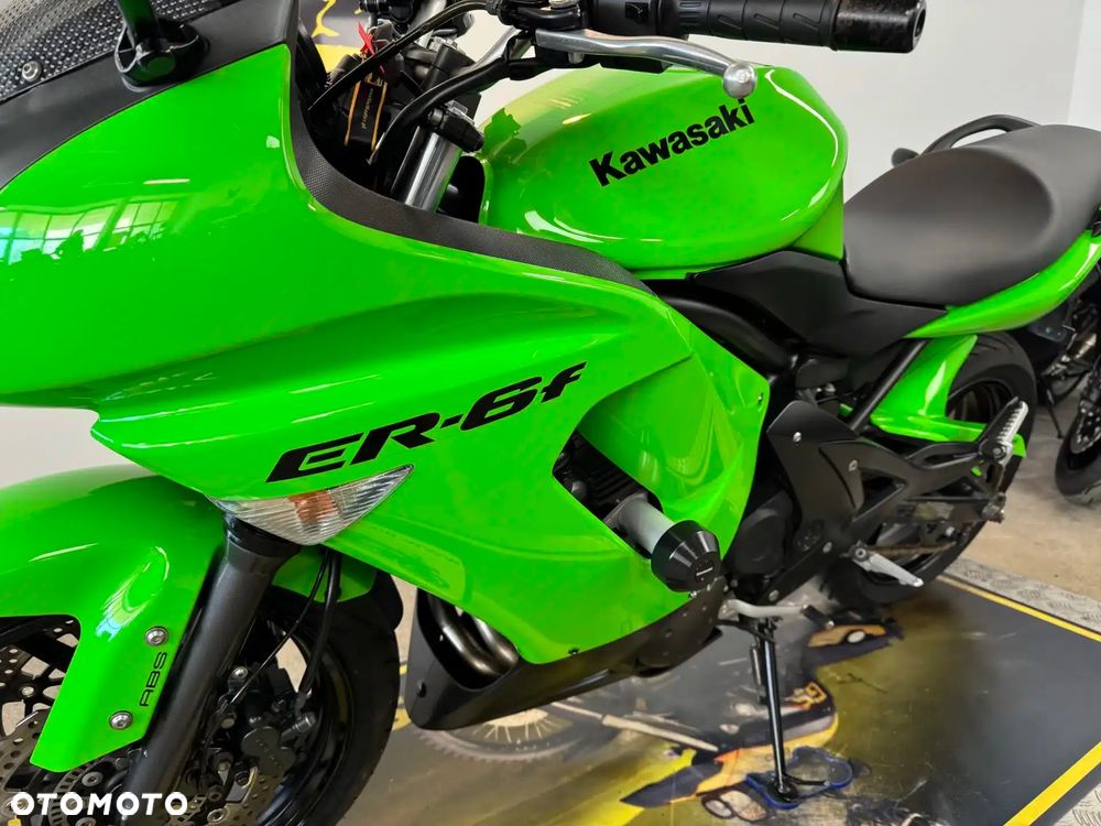 Kawasaki ER - 19