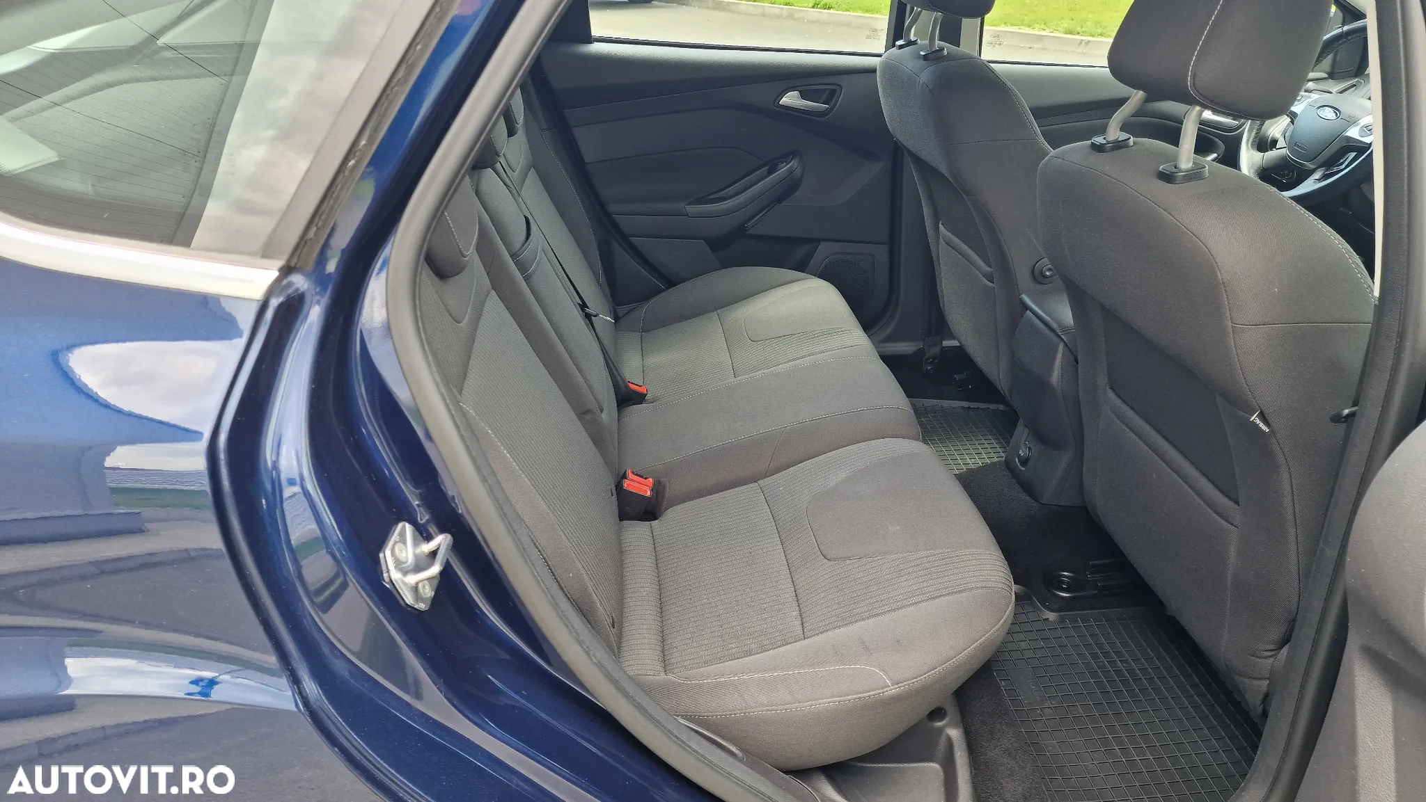 Ford Focus 1.6 TDCI DPF Titanium - 11