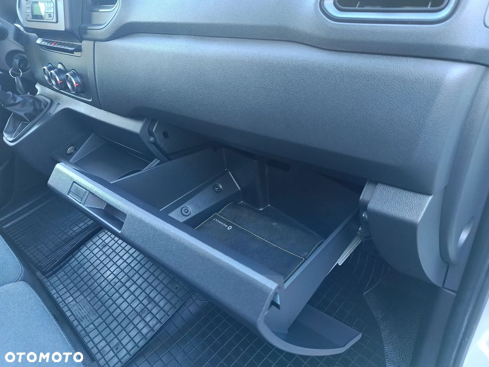 Renault Master - 20