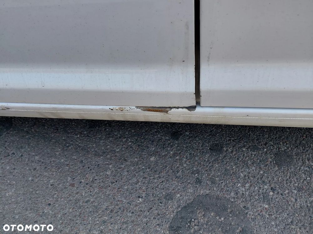 Volkswagen Caddy 2.0 TDI Comfortline - 14