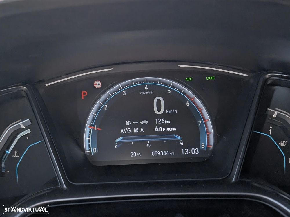 Honda Civic 1.0 i-VTEC Executive Premium CVT - 17