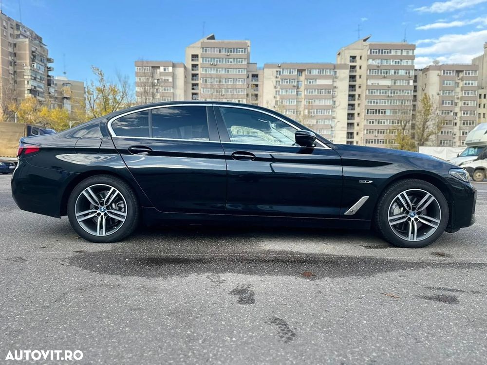 BMW Seria 5 520e Aut. - 2