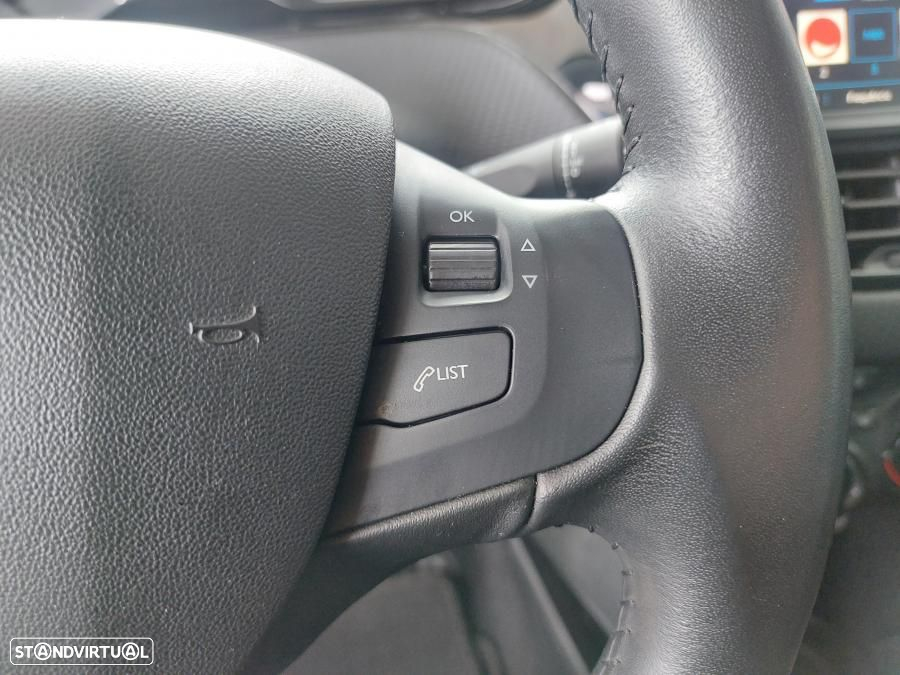 Peugeot 2008 - 20