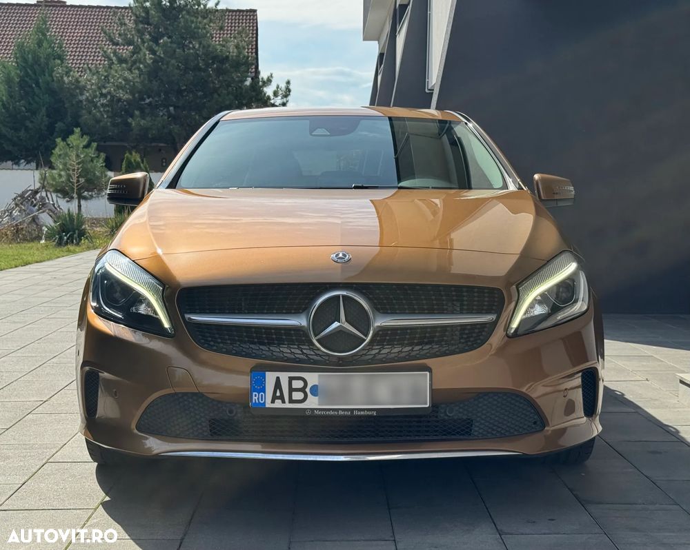Mercedes-Benz A 180 7G-DCT AMG Line - 15