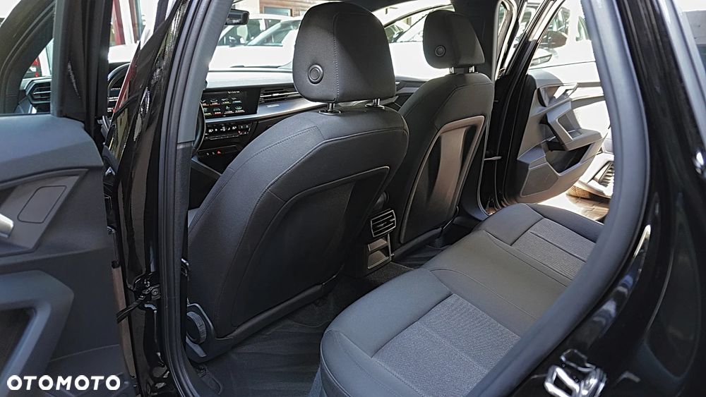 Audi A3 Sportback - 17