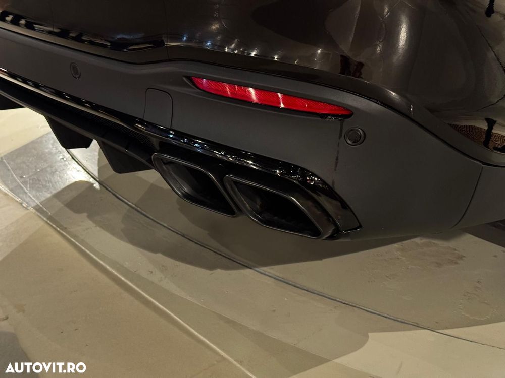 Mercedes-Benz GLS - 37