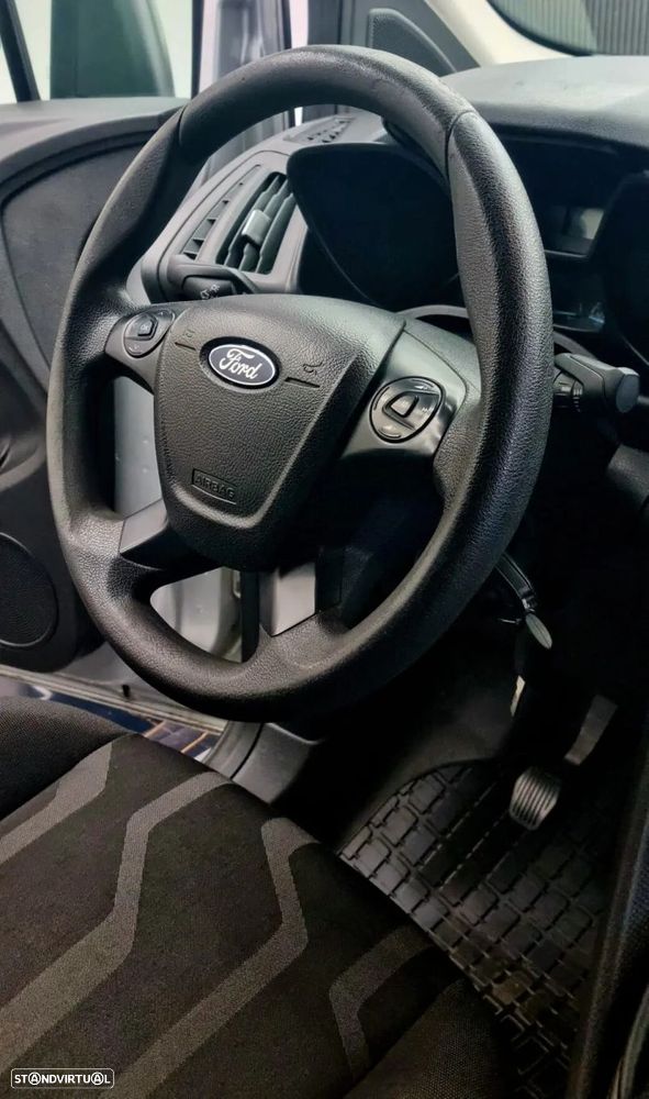 Ford Transit Connect L2 3 Lugares - 14