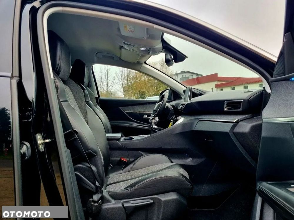 Peugeot 3008 1.2 PureTech Allure S&S - 12