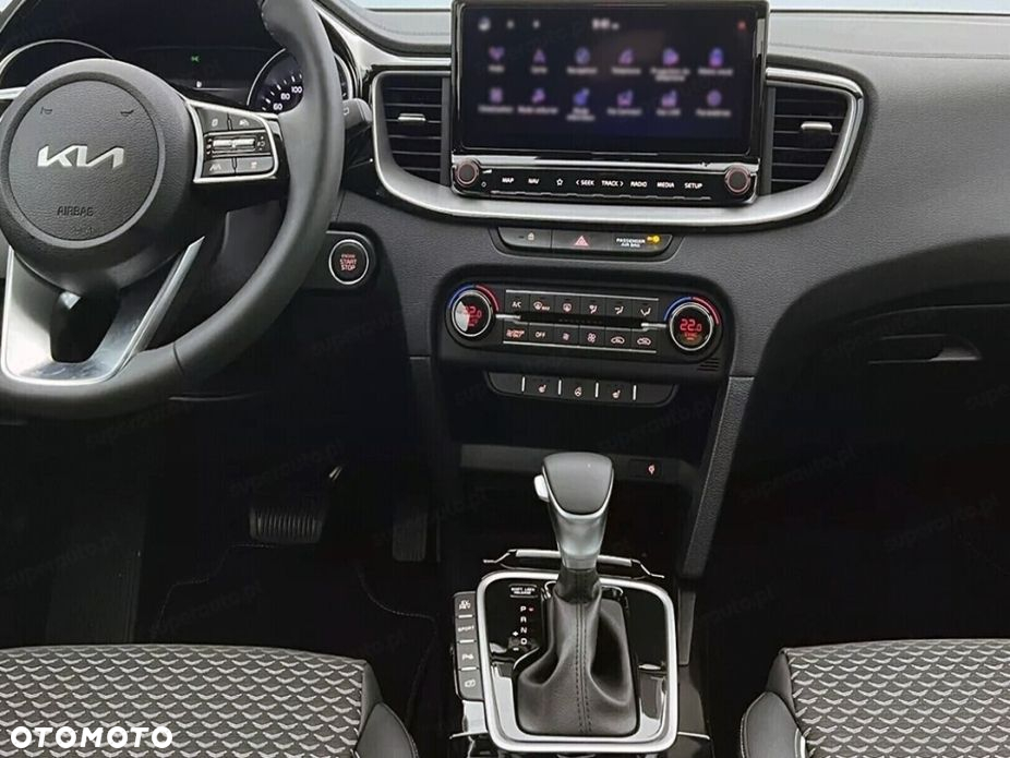 Kia Ceed 1.5 T-GDI Tribute DCT - 8