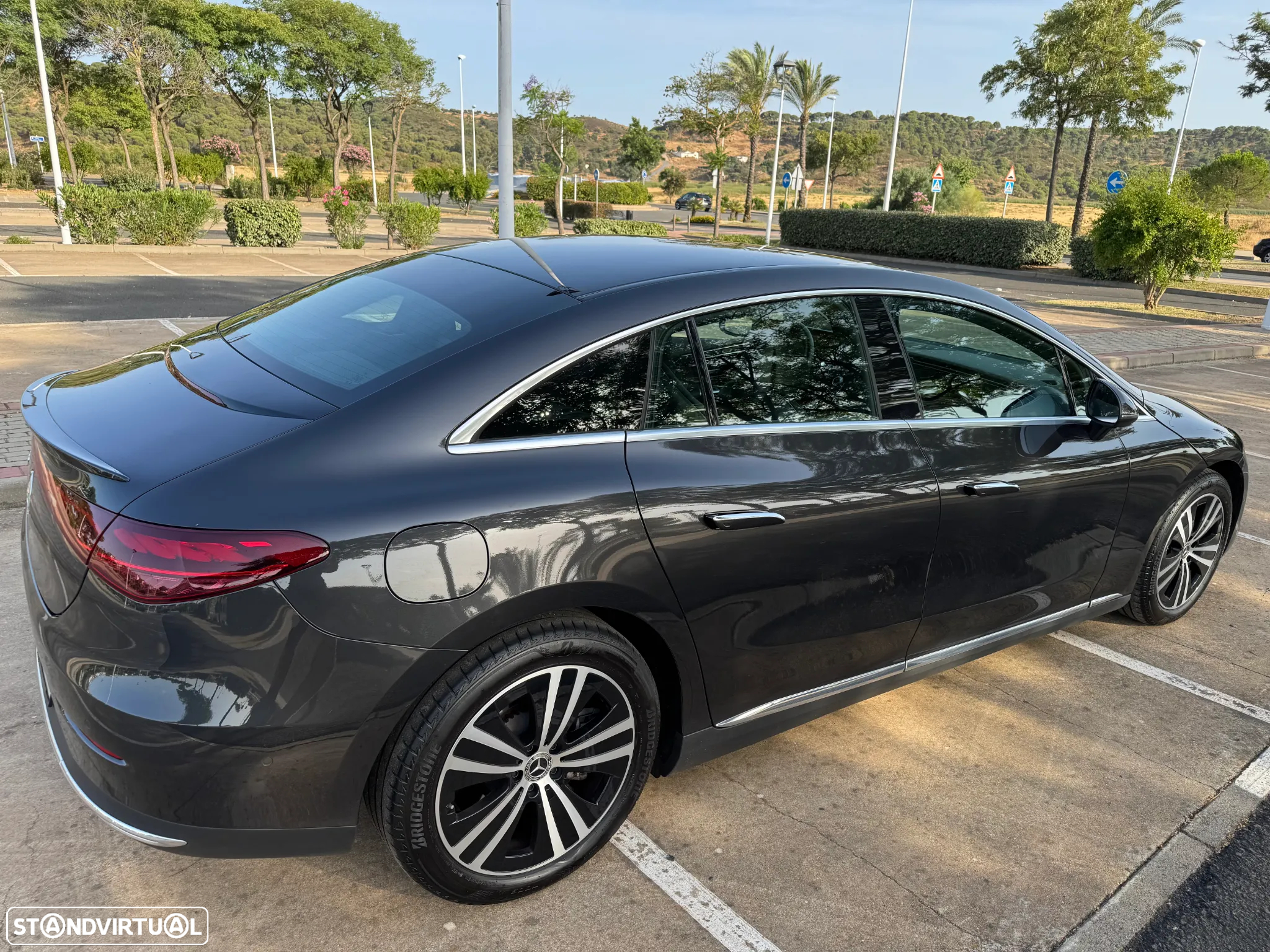 Mercedes-Benz EQE 300 Edition Electric Art - 8